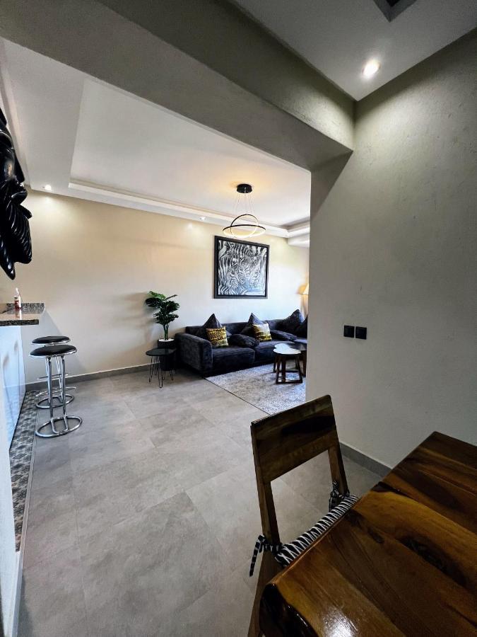 Moderne, lumineux&spacieux avec balcon -Central -Wifi-Smart TV-Clim Marrakesh Extérieur photo
