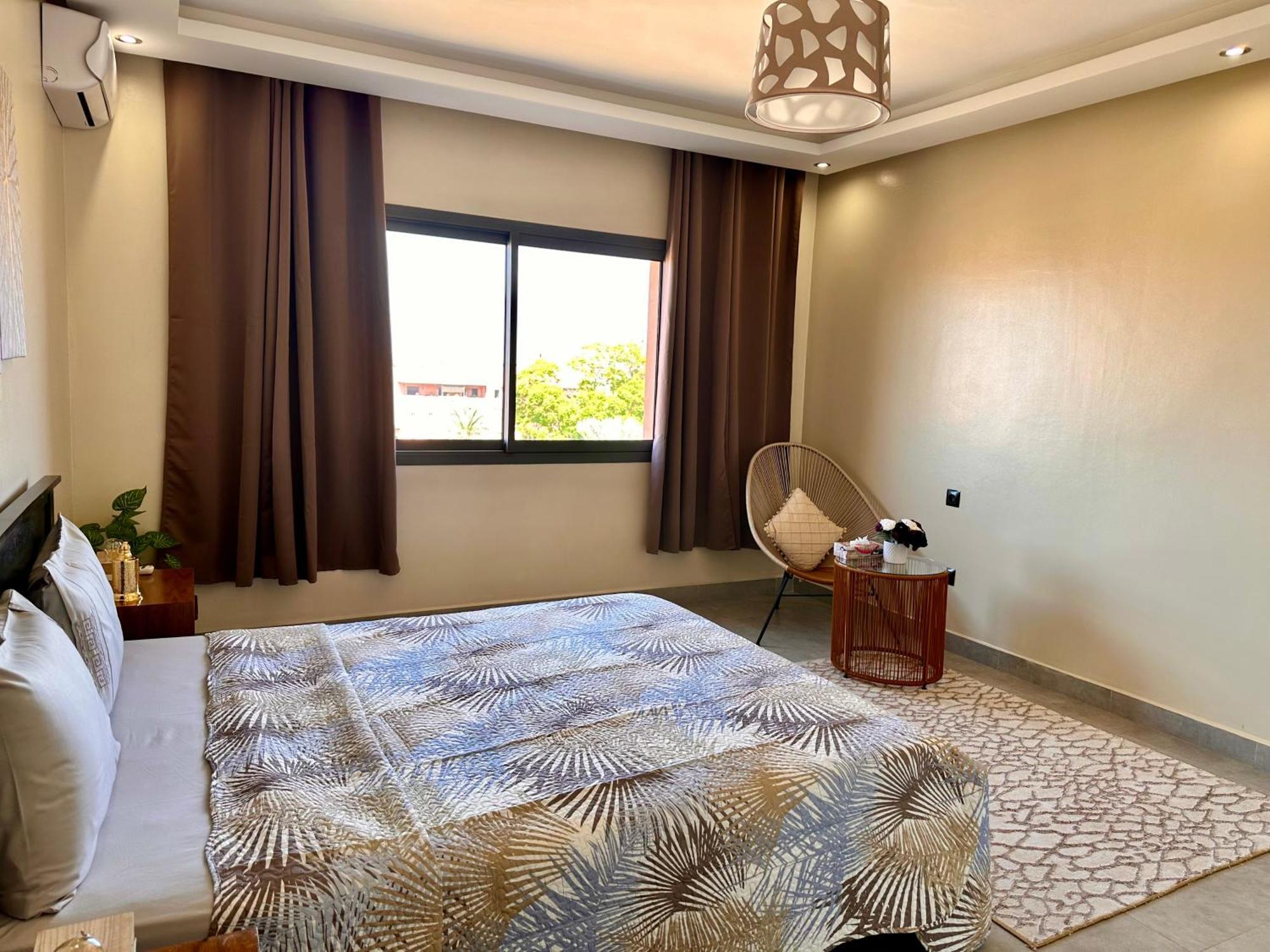 Moderne, lumineux&spacieux avec balcon -Central -Wifi-Smart TV-Clim Marrakesh Extérieur photo