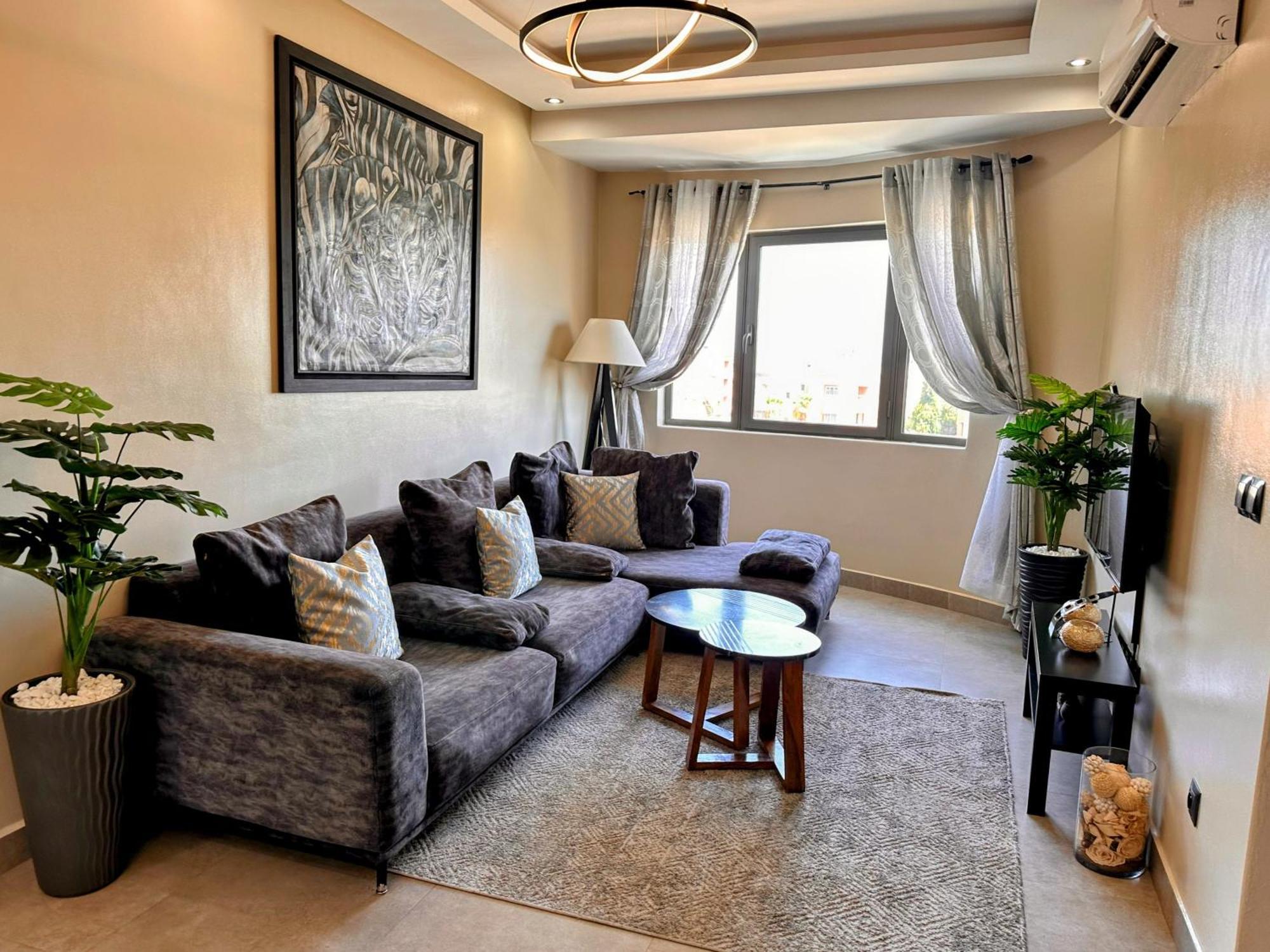 Moderne, lumineux&spacieux avec balcon -Central -Wifi-Smart TV-Clim Marrakesh Extérieur photo