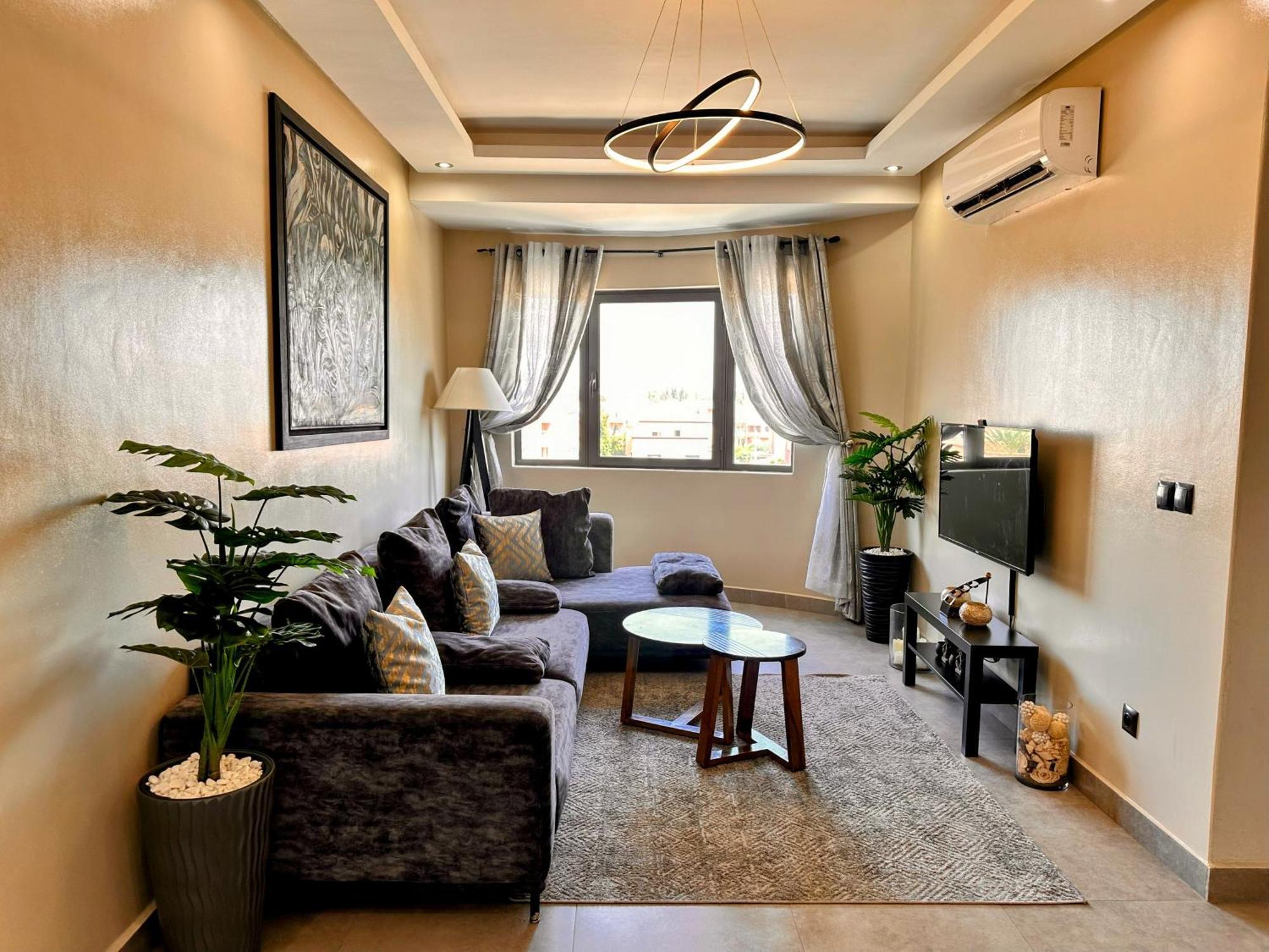 Moderne, lumineux&spacieux avec balcon -Central -Wifi-Smart TV-Clim Marrakesh Extérieur photo